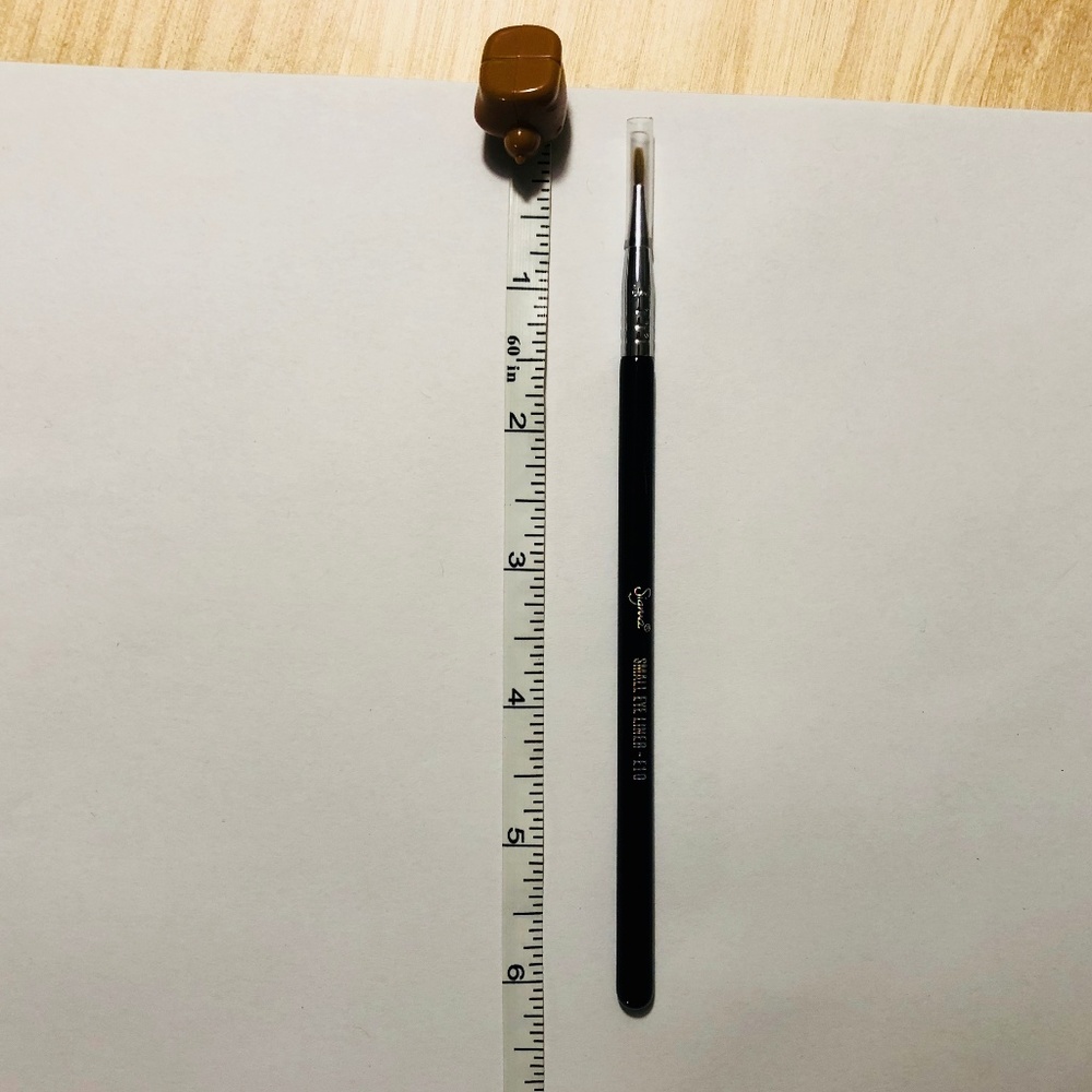 Sigma E10 Small Eye Liner Brush